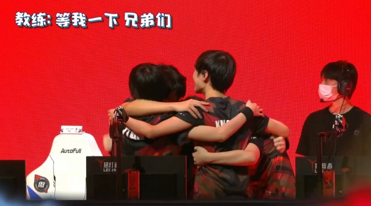 平球破门 平球破门