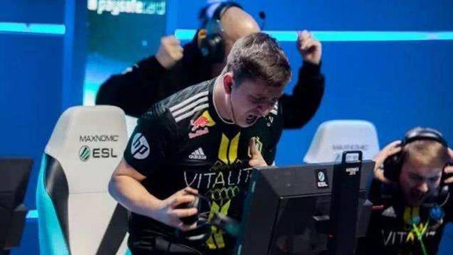 飞球并利用 飞球并利用